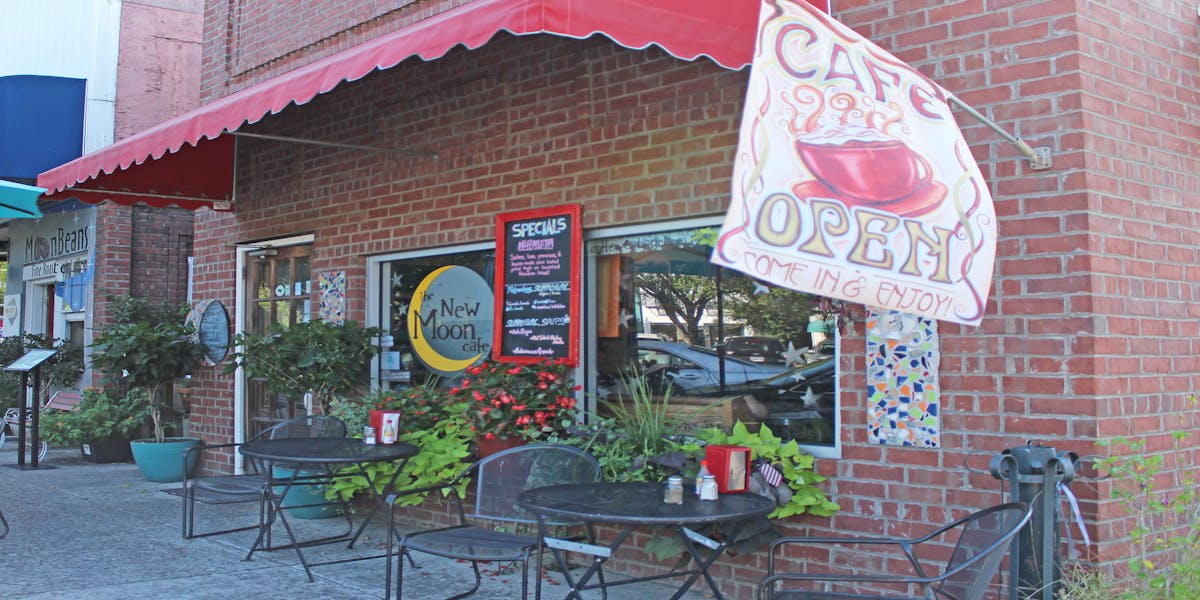 Downtown Aiken Hours Location New Moon Cafe Upbeat Cafe In SC GA downtown-aiken-hours-location-new-moon-cafe-upbeat-cafe-in-sc-ga